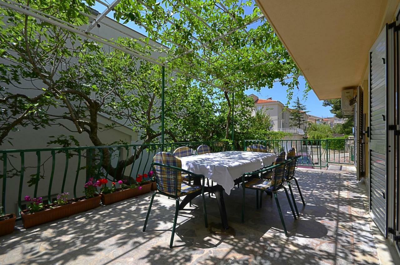 Apartments Vekic Makarska Ngoại thất bức ảnh