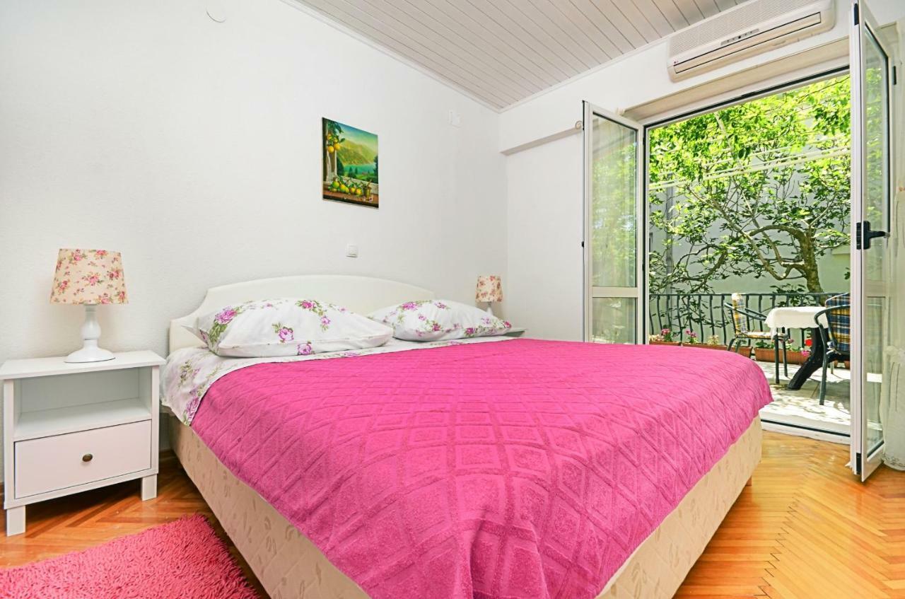 Apartments Vekic Makarska Ngoại thất bức ảnh