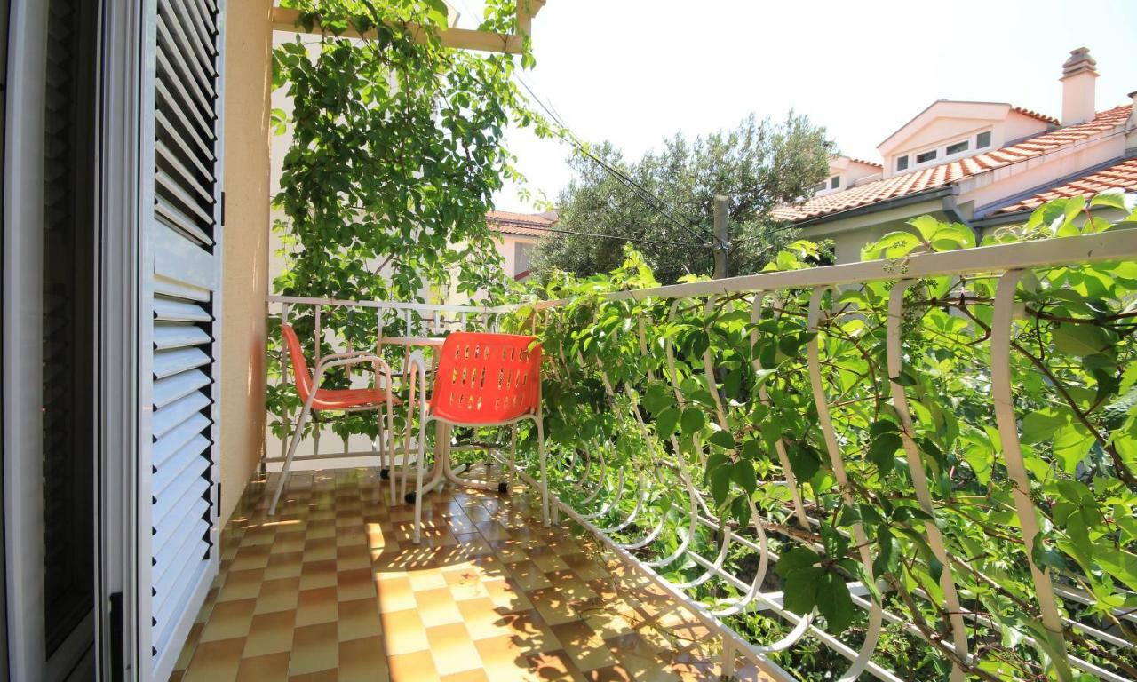 Apartments Vekic Makarska Ngoại thất bức ảnh